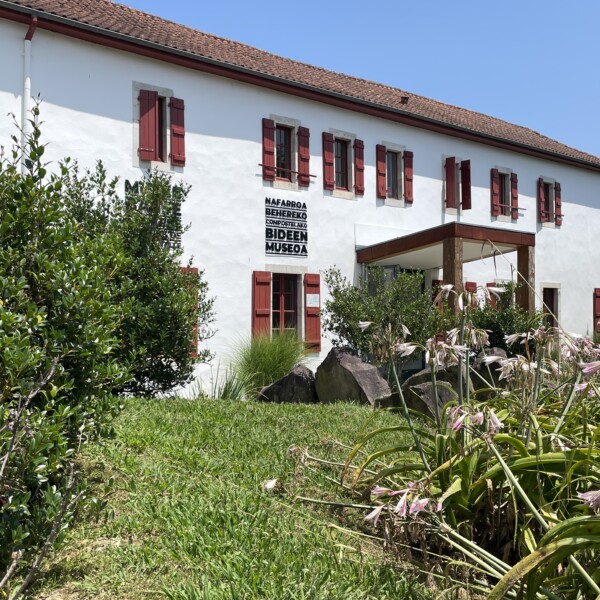 Entrée du Musée de Basse-Navarre et des Chemins de Compostelle